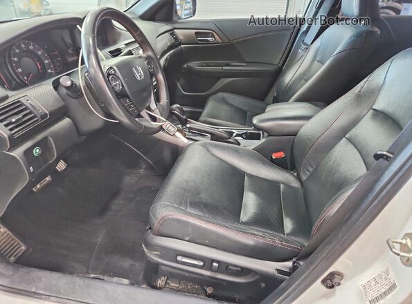 1HGCR2F14HA077976 2017 HONDA ACCORD Белый Вид салона спереди