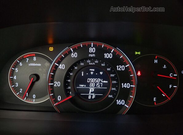 1HGCR2F14HA077976 2017 HONDA ACCORD Белый Вид щитка приборов