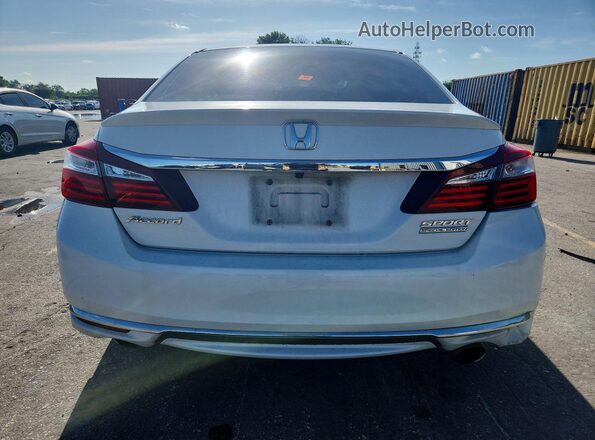 1HGCR2F14HA188334 2017 HONDA ACCORD White Հետևի տեսք