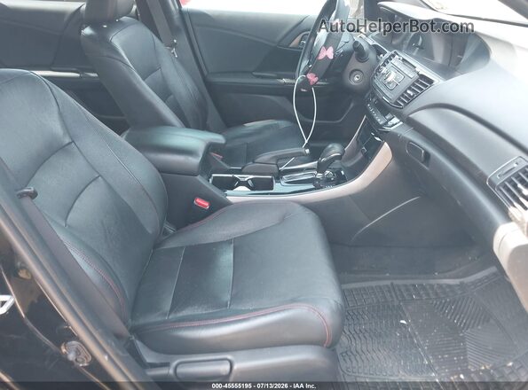 1HGCR2F14HA267647 2017 HONDA ACCORD Black Widok wnętrza z przodu