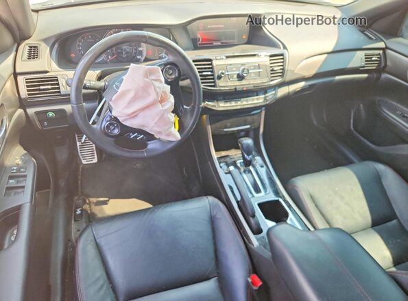 1HGCR2F15HA292492 2017 HONDA ACCORD White Vista del salpicadero