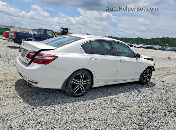 1HGCR2F16HA202928 2017 HONDA ACCORD White Задня права чверть
