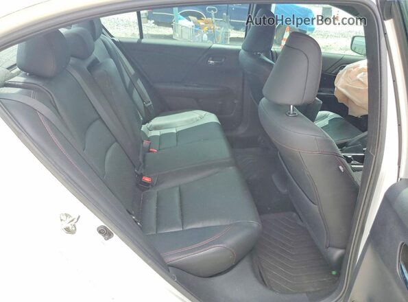 1HGCR2F16HA202928 2017 HONDA ACCORD White Вид задніх сидінь