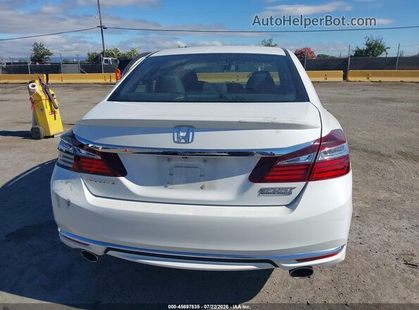 1HGCR2F16HA291187 2017 HONDA ACCORD White 