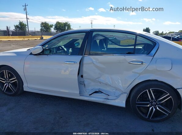 1HGCR2F16HA291187 2017 HONDA ACCORD White 