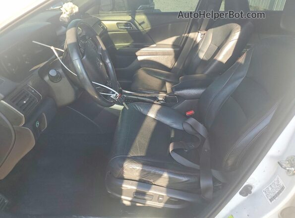 1HGCR2F17HA134283 2017 HONDA ACCORD White Вид салону спереду