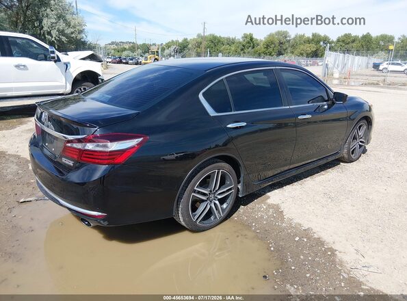 1HGCR2F17HA270932 2017 HONDA ACCORD Black Rear right