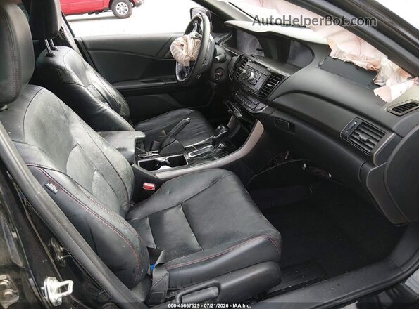 1HGCR2F18HA096465 2017 HONDA ACCORD Black Front interior view