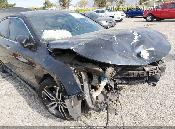 1HGCR2F18HA096465 2017 HONDA ACCORD Black Rear interior view