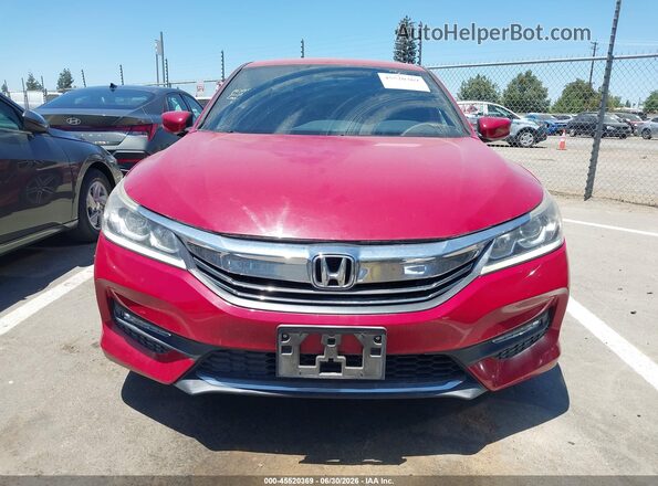 1HGCR2F18HA135927 2017 HONDA ACCORD Красный Вид щитка приборов