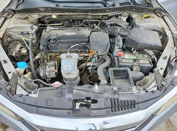 1HGCR2F30GA059734 2016 HONDA ACCORD Silver Rear interior view