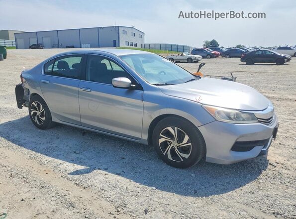 1HGCR2F31GA046944 2016 HONDA ACCORD Silver Przód prawy