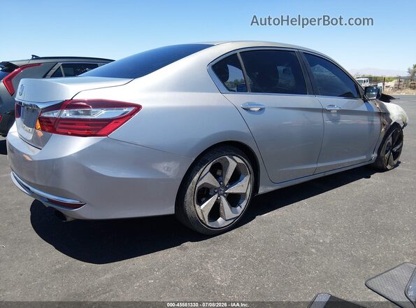1HGCR2F31HA240357 2017 HONDA ACCORD Серебряный Задняя правая четверть