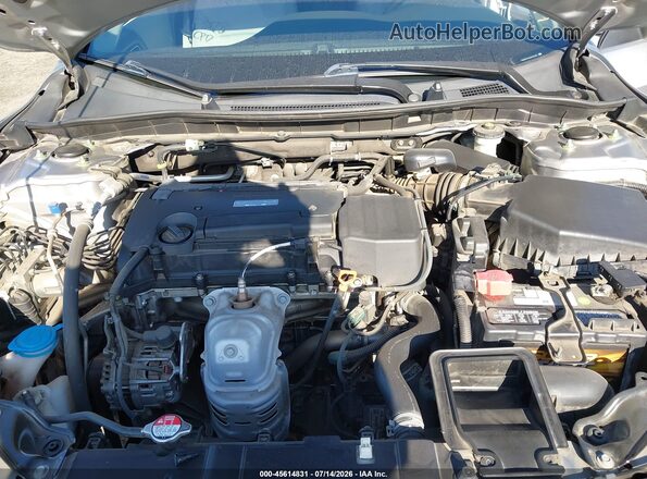 1HGCR2F32HA094096 2017 HONDA ACCORD Silver Հետևի տեսք
