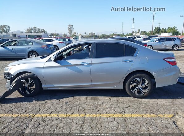 1HGCR2F32HA094096 2017 HONDA ACCORD Silver Սալոնի 360 աստիճան տեսք