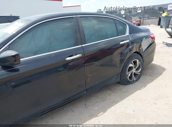 1HGCR2F33HA193493 2017 HONDA ACCORD Black Вид салону спереду