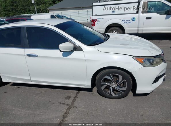 1HGCR2F34GA029118 2016 HONDA ACCORD White Widok wnętrza z tyłu