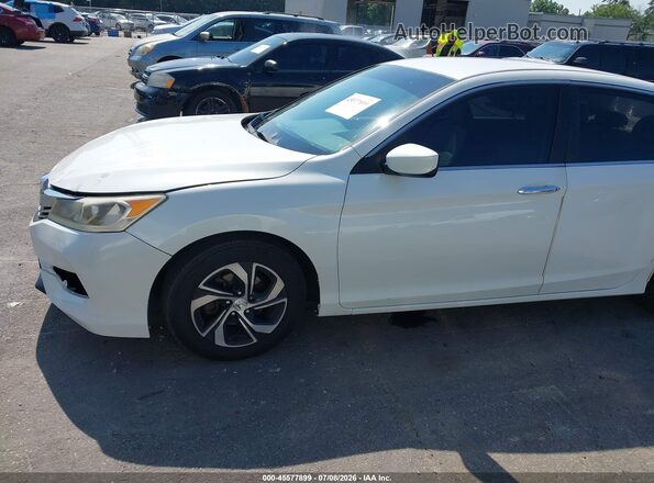 1HGCR2F34GA029118 2016 HONDA ACCORD White Widok wnętrza 360 stopni