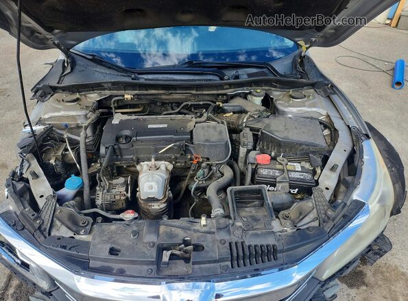 1HGCR2F35GA152118 2016 HONDA ACCORD Silver უკანა სალონის ხედი