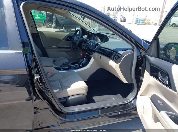 1HGCR2F35HA096442 2017 HONDA ACCORD Black Вид салону спереду