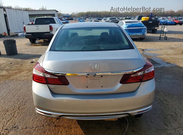 1HGCR2F35HA204526 2017 HONDA ACCORD Silver Вид ззаду
