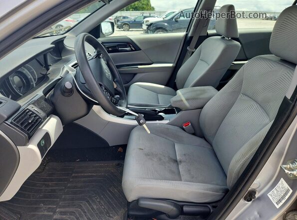 1HGCR2F36GA025958 2016 HONDA ACCORD Silver Սալոնի դիմացի տեսք