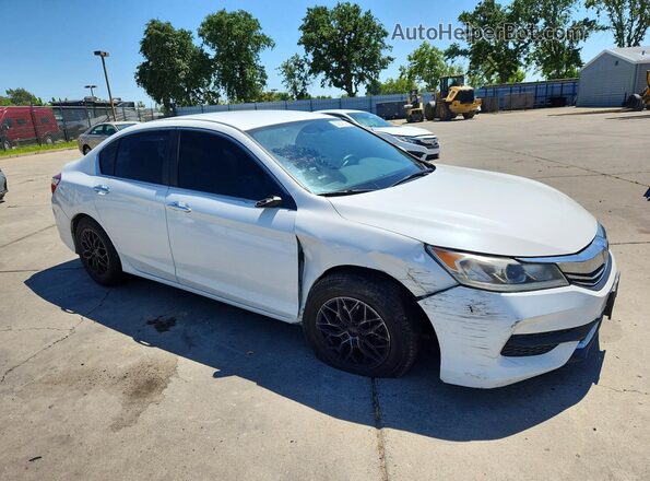 1HGCR2F37HA120918 2017 HONDA ACCORD White Przód prawy