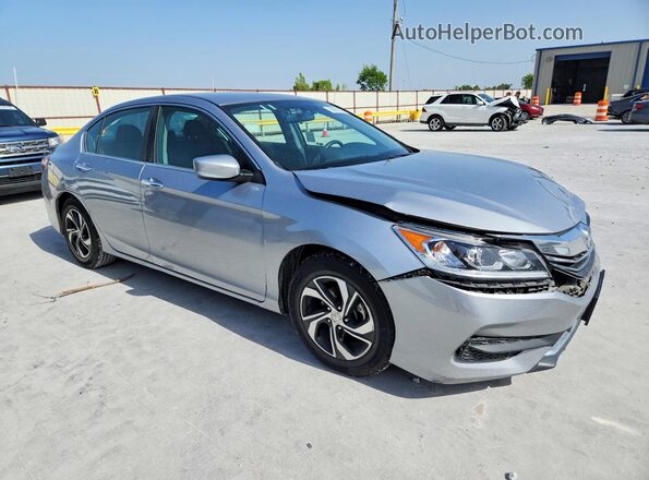 1HGCR2F37HA213731 2017 HONDA ACCORD Silver Передня права чверть