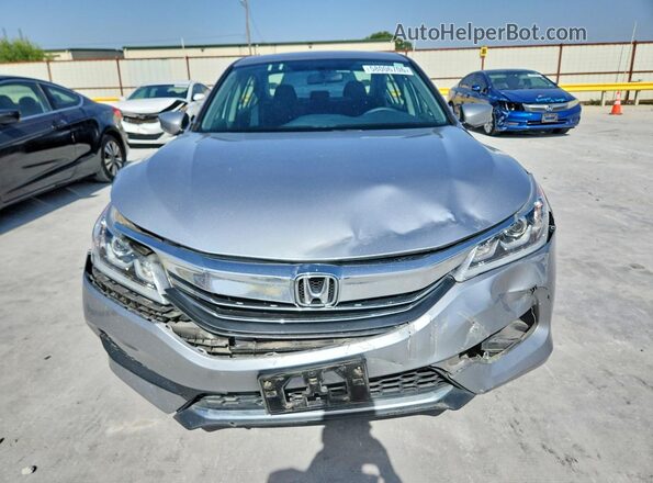 1HGCR2F37HA213731 2017 HONDA ACCORD Silver Вид спереду