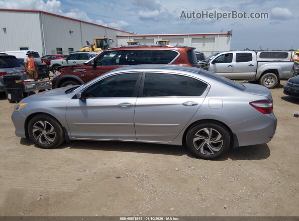 1HGCR2F38HA259651 2017 HONDA ACCORD Silver Vista interior de 360 grados