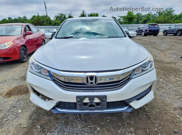 1HGCR2F38HA302837 2017 HONDA ACCORD White Դիմացի տեսք