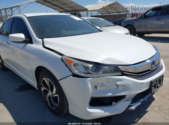 1HGCR2F39HA032260 2017 HONDA ACCORD White Front view