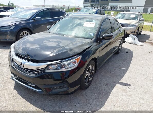 1HGCR2F39HA260646 2017 HONDA ACCORD Черный Передняя левая четверть