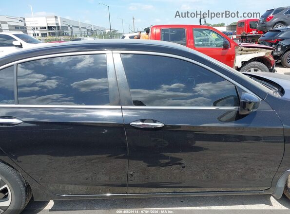 1HGCR2F39HA260646 2017 HONDA ACCORD Черный Вид задней части салона