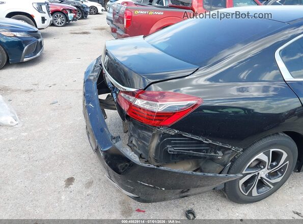 1HGCR2F39HA260646 2017 HONDA ACCORD Черный Вид спереди