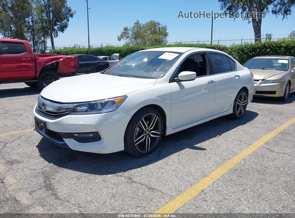 1HGCR2F51HA024686 2017 HONDA ACCORD White Vista tres cuartos delantera izquierda