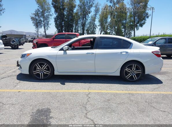 1HGCR2F51HA024686 2017 HONDA ACCORD White 