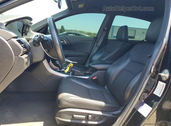 1HGCR2F52HA024910 2017 HONDA ACCORD Black Front interior view
