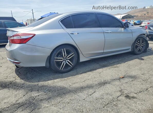 1HGCR2F52HA216618 2017 HONDA ACCORD Silver უკანა მარჯვენა