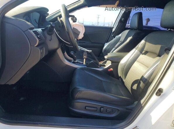 1HGCR2F54GA019657 2016 HONDA ACCORD Белый Вид салона спереди
