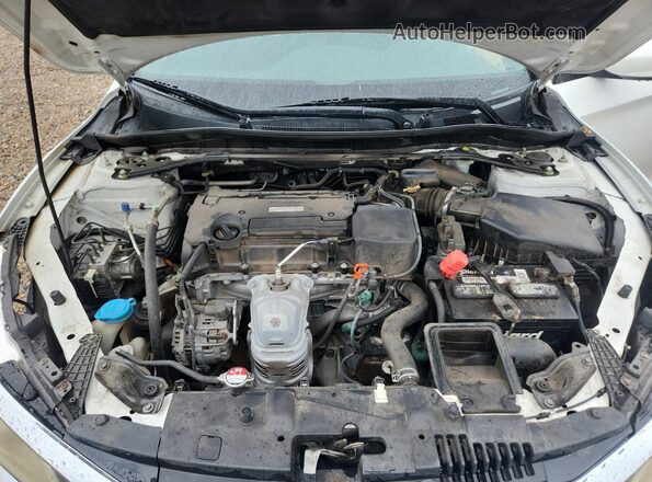 1HGCR2F54HA077625 2017 HONDA ACCORD White Vista interior trasera
