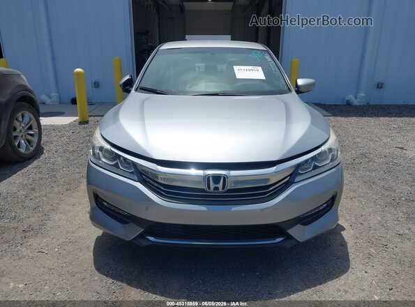 1HGCR2F54HA096174 2017 HONDA ACCORD Silver Widok zestawu wskaźników