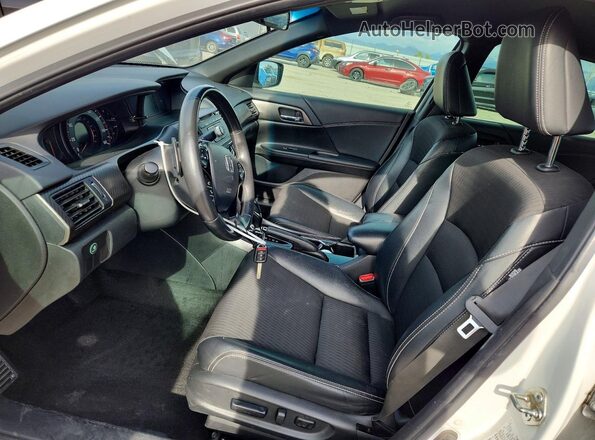 1HGCR2F55GA072108 2016 HONDA ACCORD White Vista interior delantera