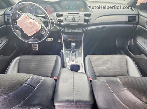 1HGCR2F55HA048344 2017 HONDA ACCORD Charcoal Widok deski rozdzielczej