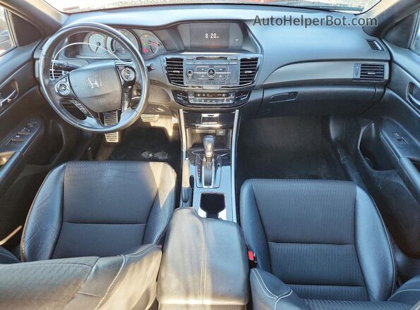 1HGCR2F55HA124581 2017 HONDA ACCORD Maroon Vista del salpicadero