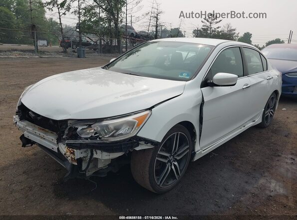 1HGCR2F55HA304921 2017 HONDA ACCORD Белый Вид спереди