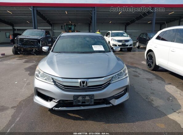 1HGCR2F56HA114092 2017 HONDA ACCORD Silver Widok zestawu wskaźników