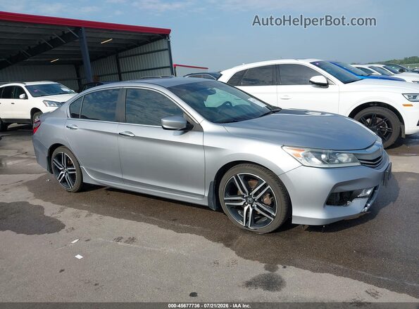 1HGCR2F56HA114092 2017 HONDA ACCORD Silver Widok wnętrza z tyłu