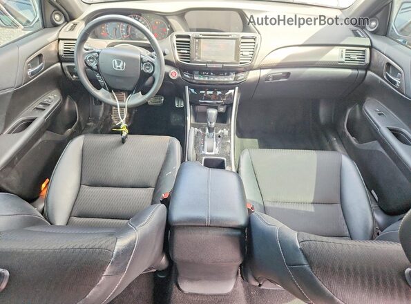 1HGCR2F56HA801718 2017 HONDA ACCORD Silver Widok deski rozdzielczej