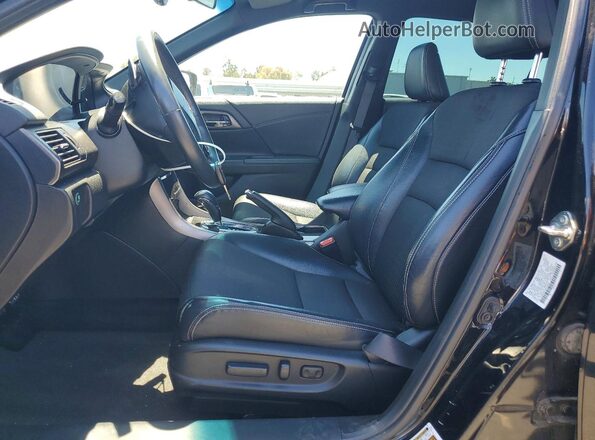 1HGCR2F57HA022960 2017 HONDA ACCORD Black Front interior view